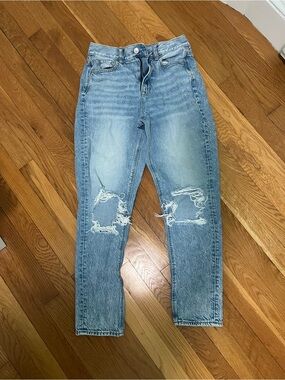 American Eagle Light Blue Distressed Mom Jeans